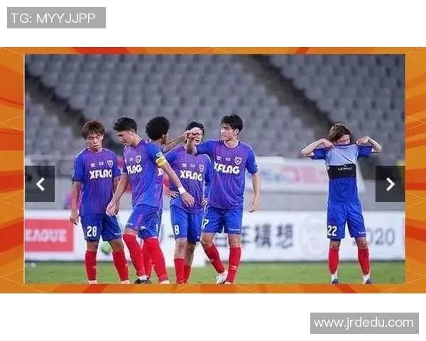 东京FC与神户胜利船的激烈对决展现足球魅力与团队精神 东京FC与神户胜利船的激烈对决展现足球魅力与团队精神