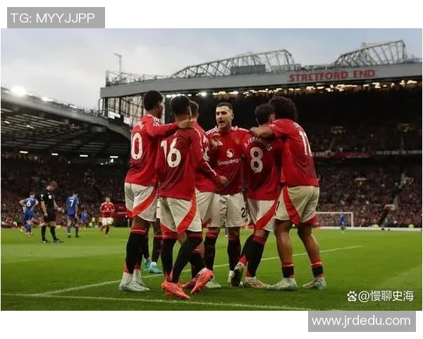 曼彻斯特联队与狼队激战正酣谁能在英超赛场上笑到最后 曼彻斯特联队与狼队激战正酣谁能在英超赛场上笑到最后