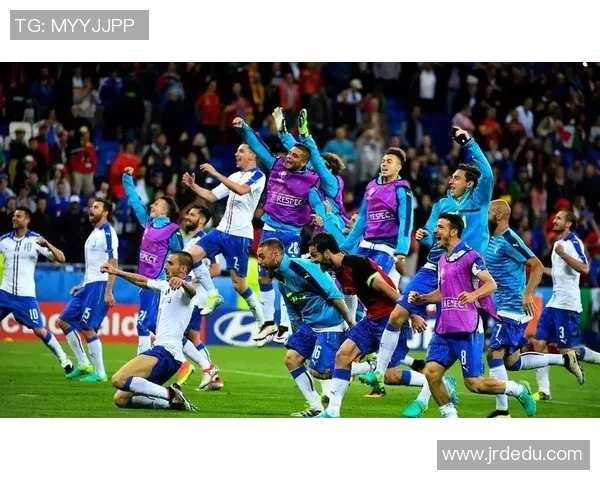 法国与意大利国际赛精彩对决两国足球荣耀再度碰撞