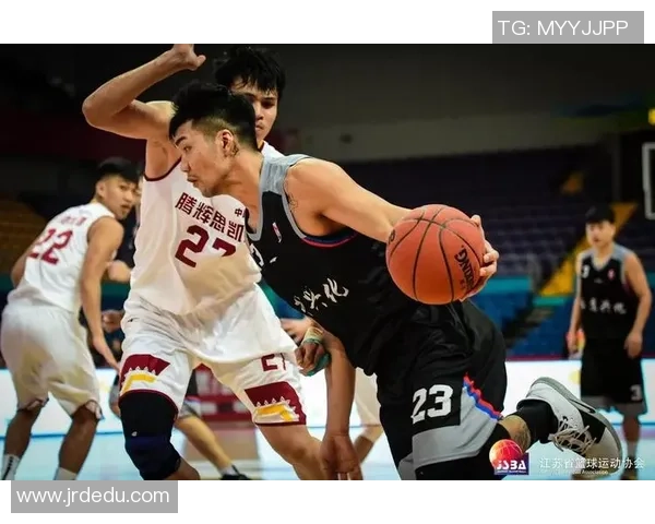 爵士队与骑士队激战正酣骑士以91比83险胜对手展现强劲实力